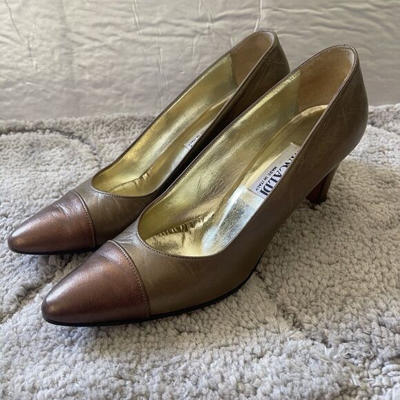 Vintage 1980s Pancaldi Pumps‎ Two Tone Gold Sz 7AA Made in Italy - Picture 1 of 13